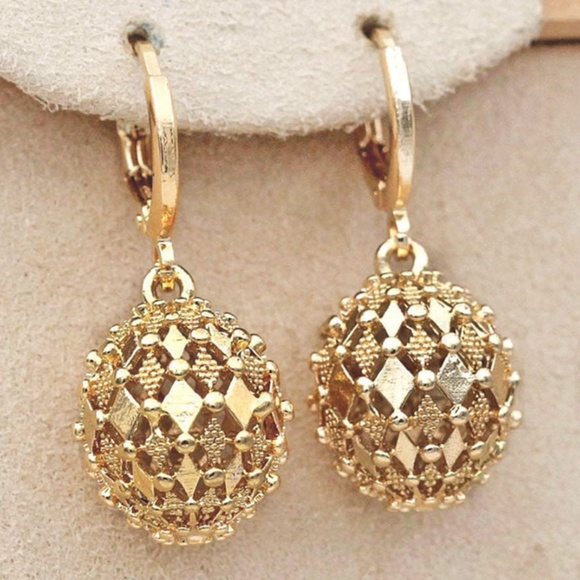 Jewelry - 18K Yellow Gold/ Copper Filagree Drop Earrings